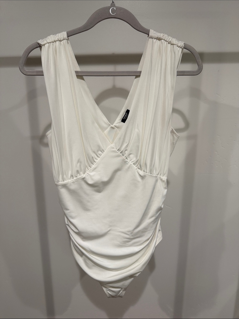 Express Ivory V-Neck Ruched Sleeveless Bodysuit